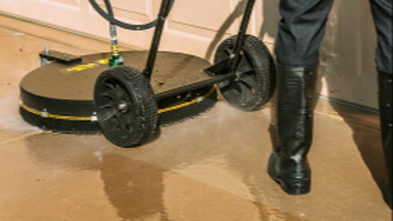 Santiago and Erickson Associates